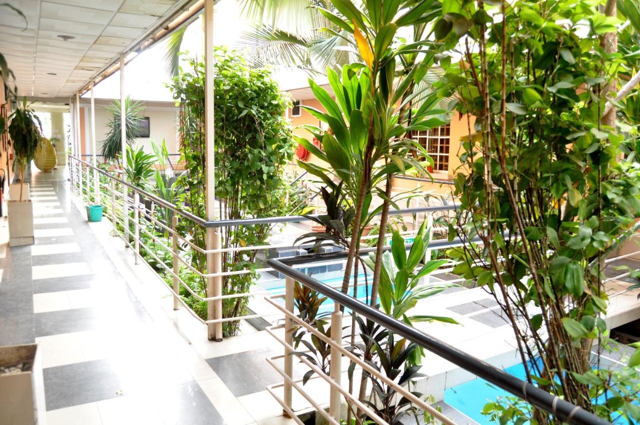 Primal Hotel Isaac John Gra Ikeja Buitenkant foto