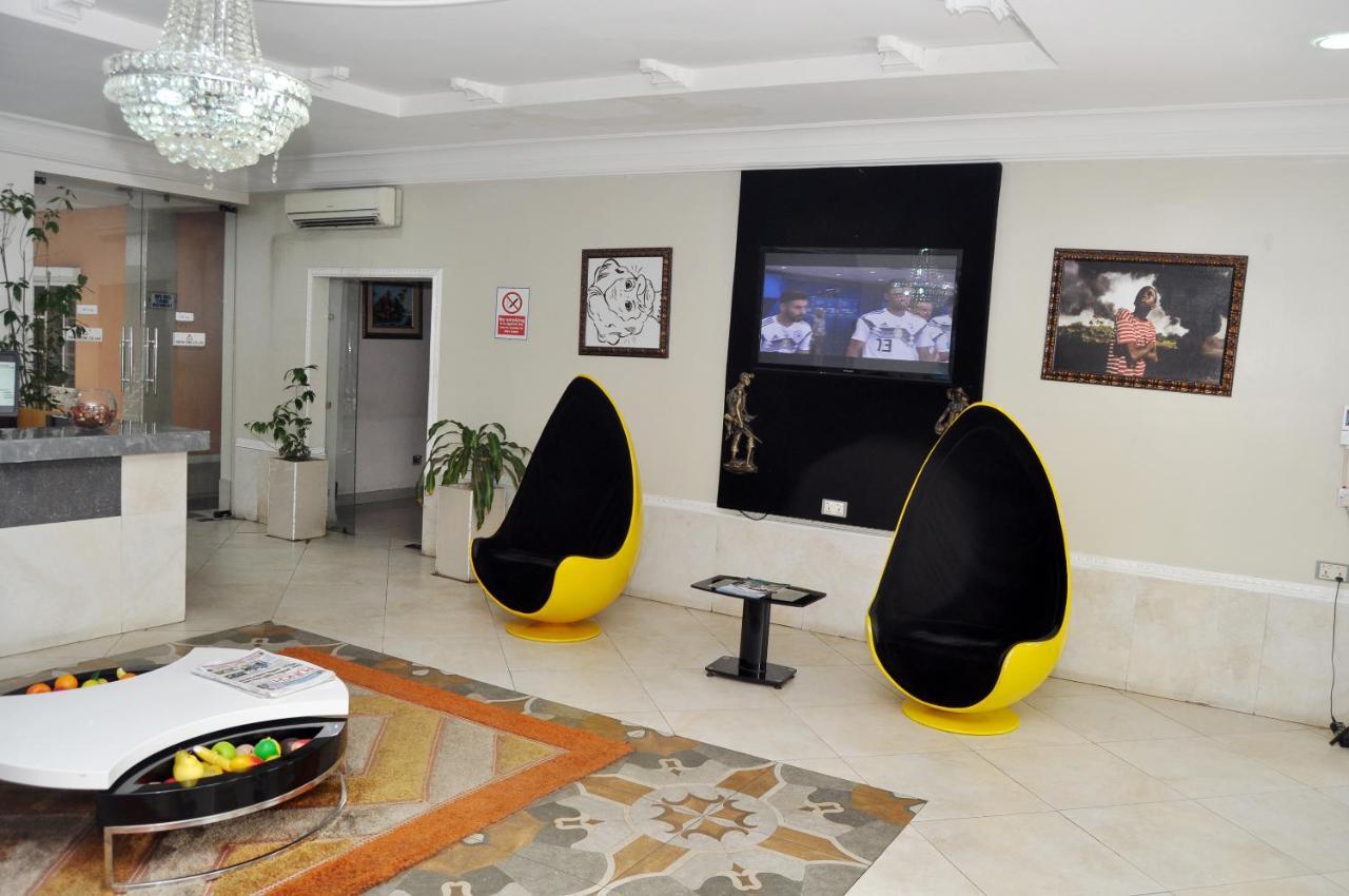 Primal Hotel Isaac John Gra Ikeja Buitenkant foto