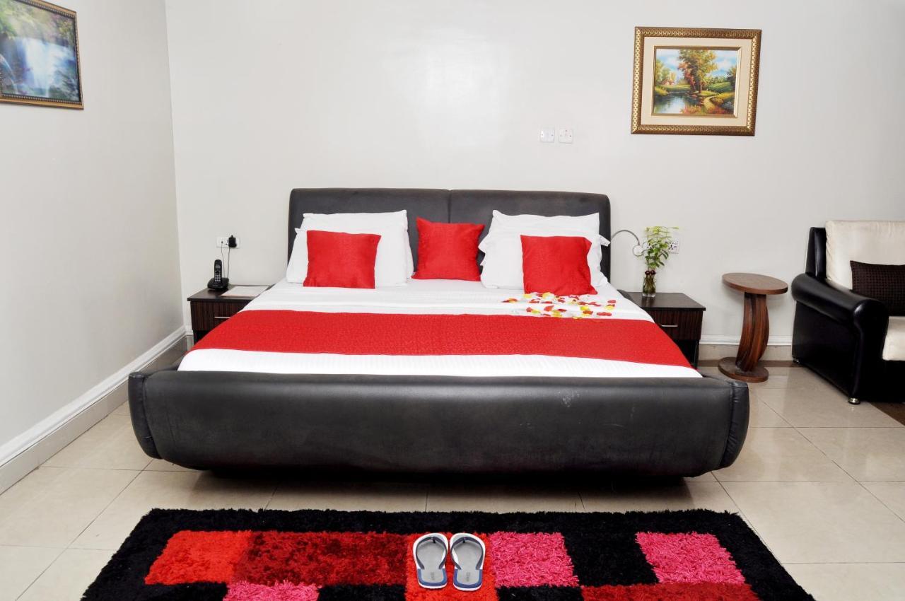 Primal Hotel Isaac John Gra Ikeja Buitenkant foto