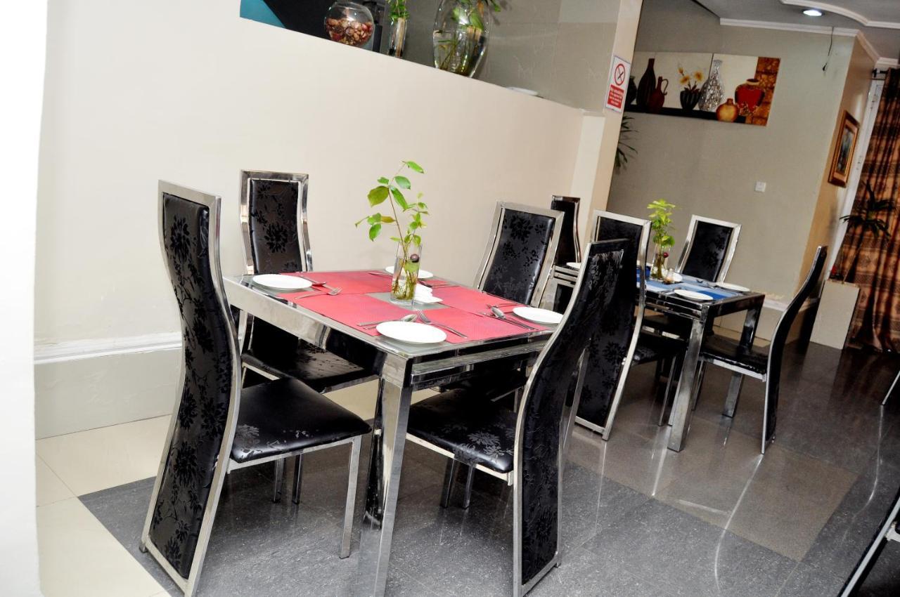 Primal Hotel Isaac John Gra Ikeja Buitenkant foto
